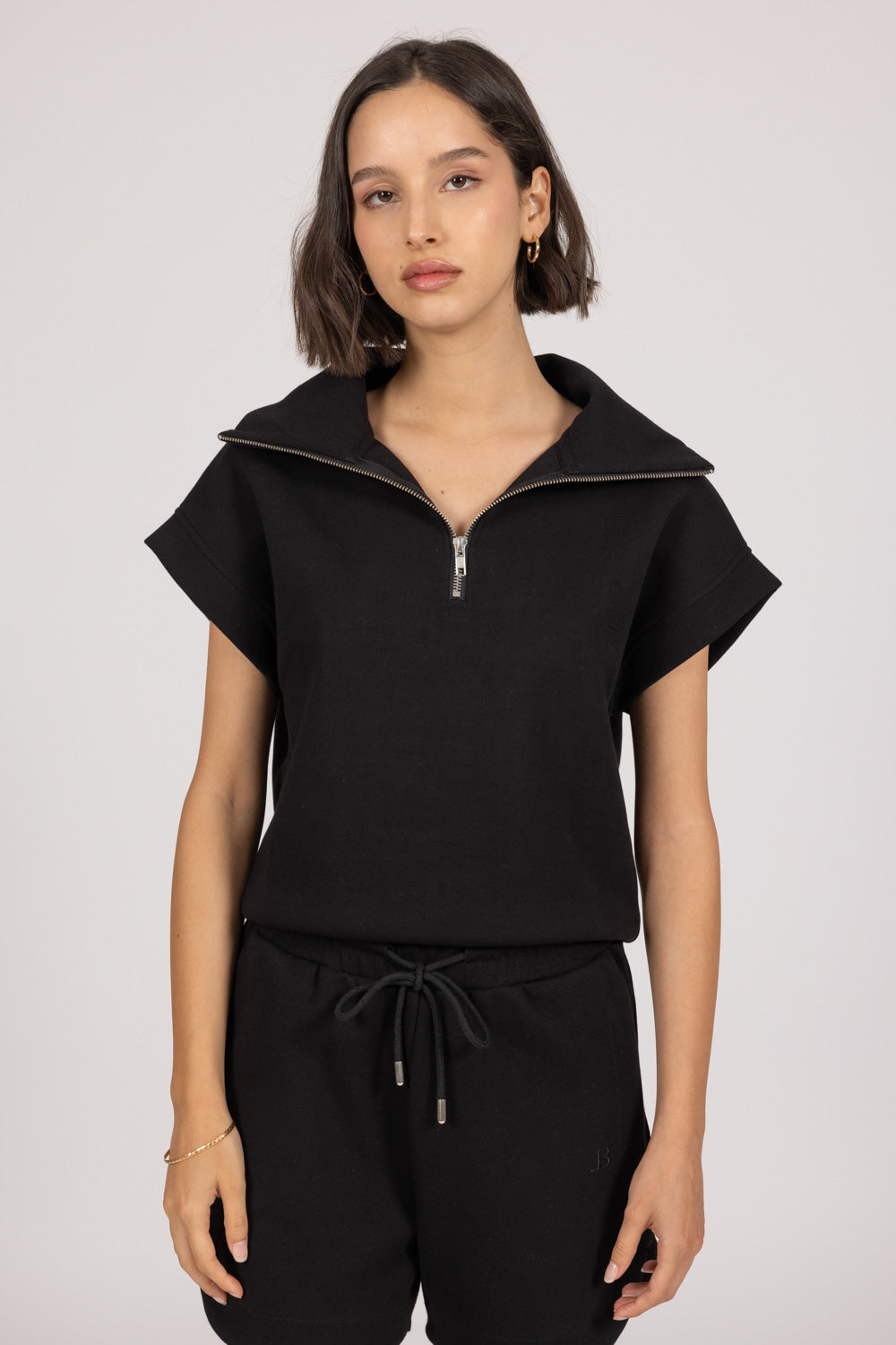ALIX top in black