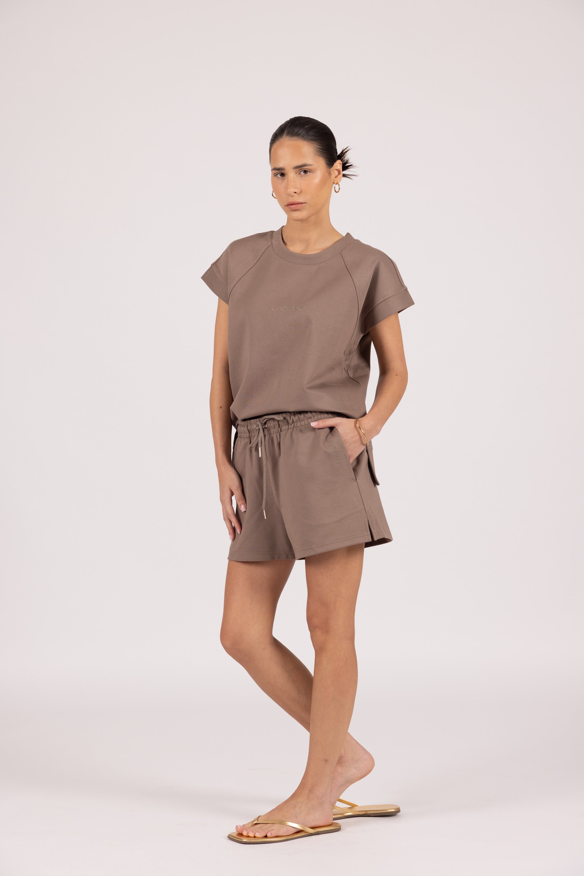 CIARA shorts front look