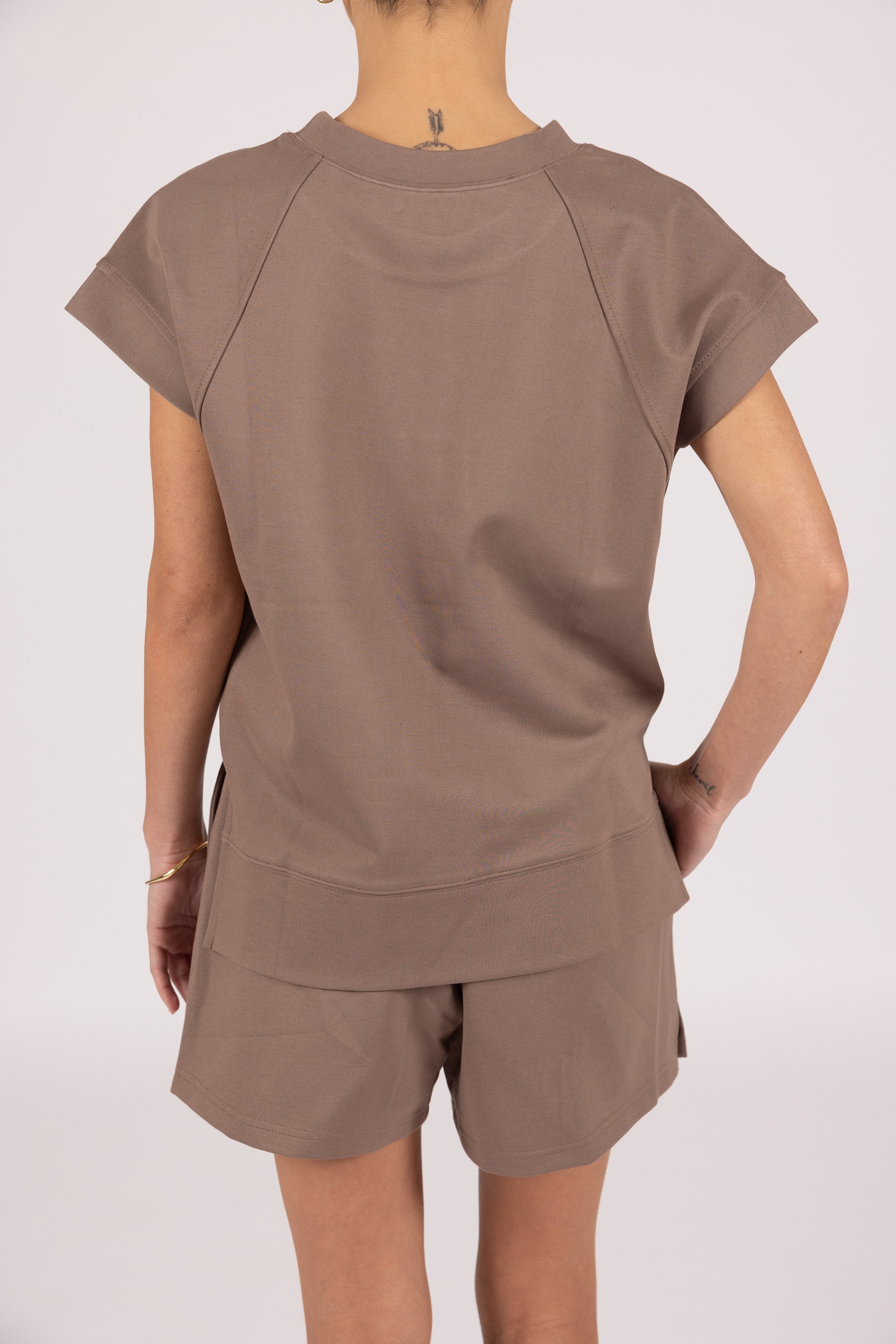 CIARA shorts back medium look