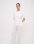 LORA tshirt white front total look