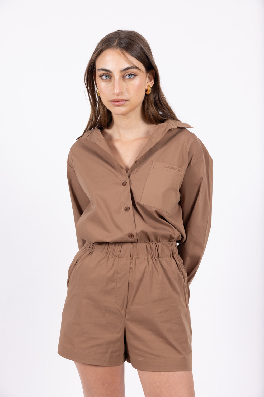HAILEY shirt front look