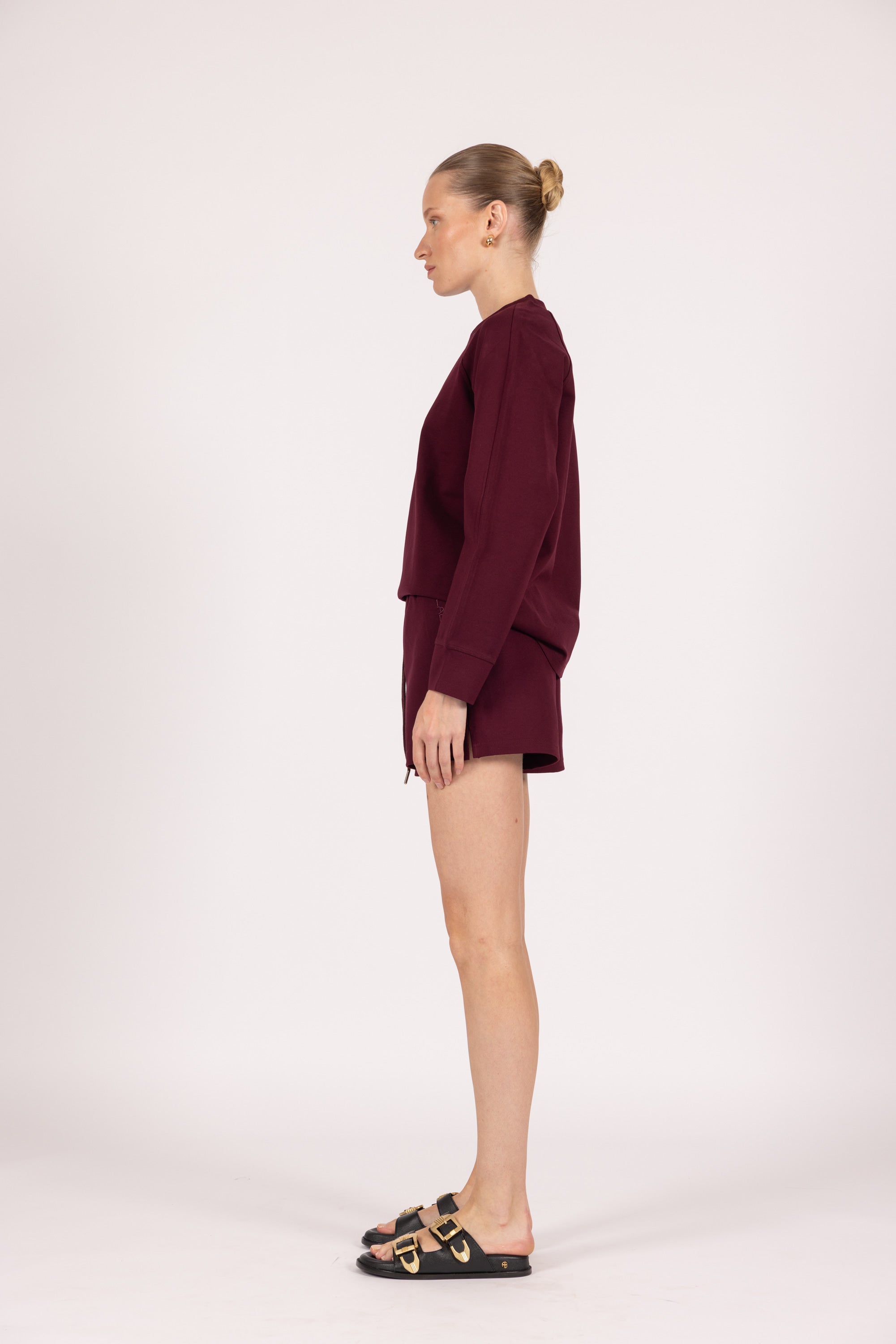 CIARA long sleeve top profile look