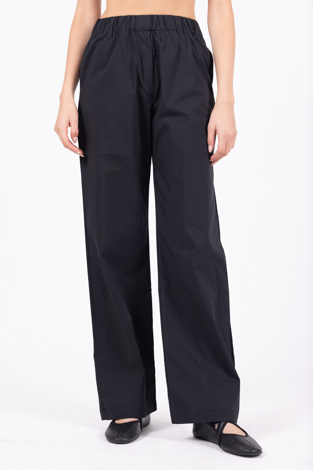 HAILEY pants front look