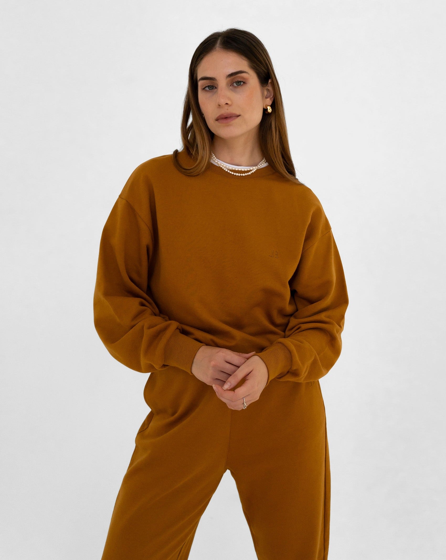 camel tracksuit, full body picture