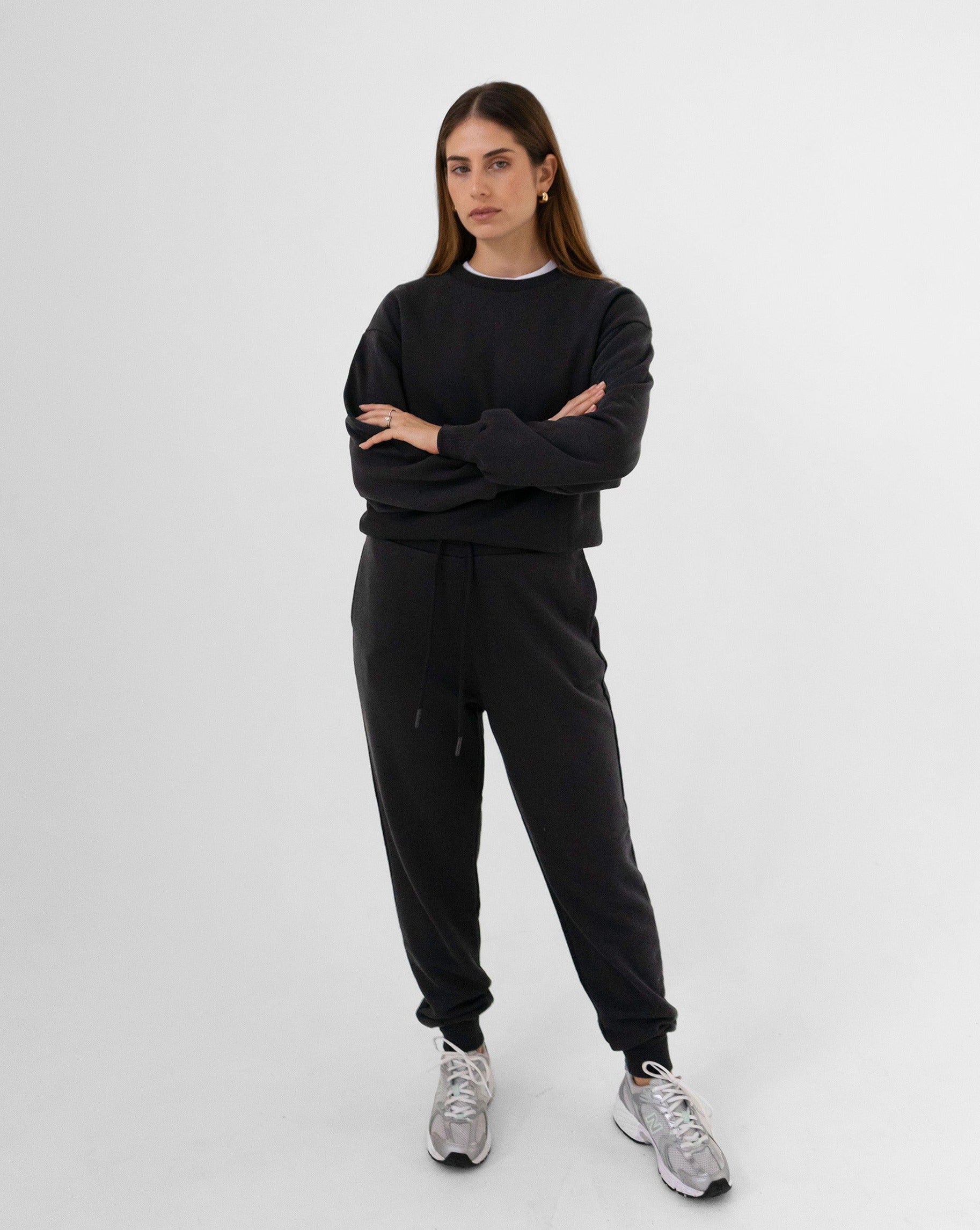 Black tracksuit, full body picture